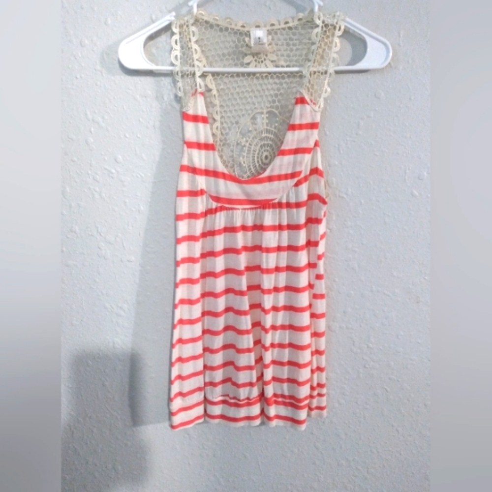Discreet tank top